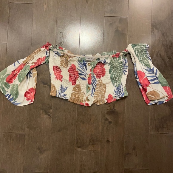 YaYa & Co off the shoulder shirt - Picture 1 of 3